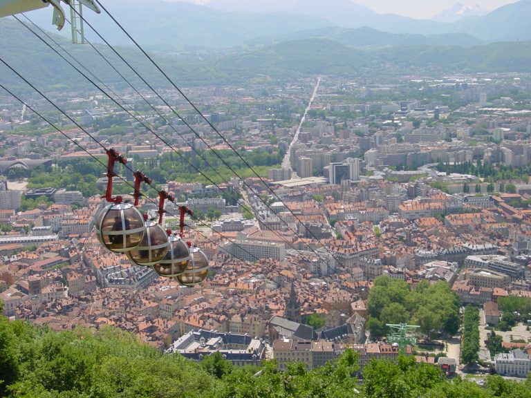 Téléphérique et ville